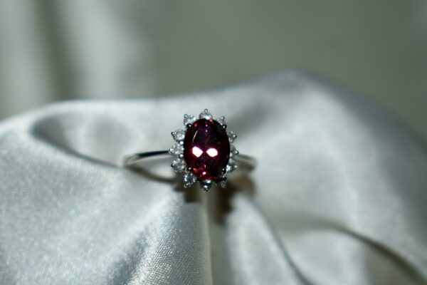 Sortija con Diamante y Turmalina oval - Imagen 5