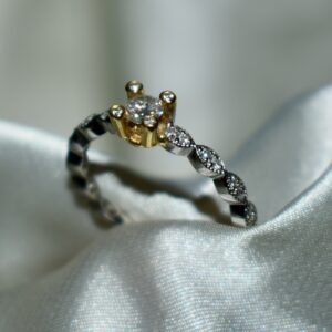 Sortija con Diamantes