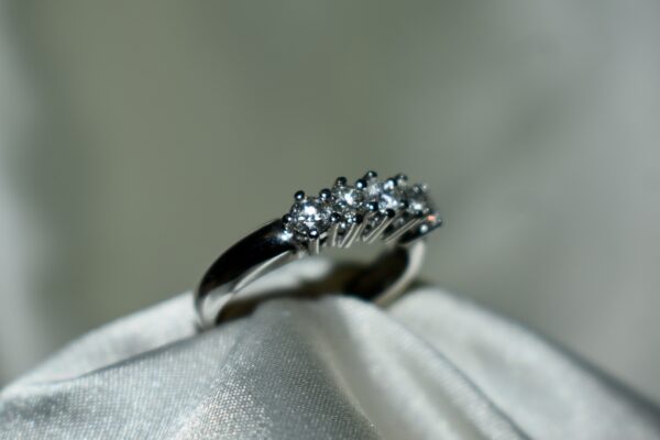 Sortija con Diamante