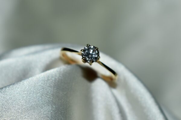 Solitario con Diamante